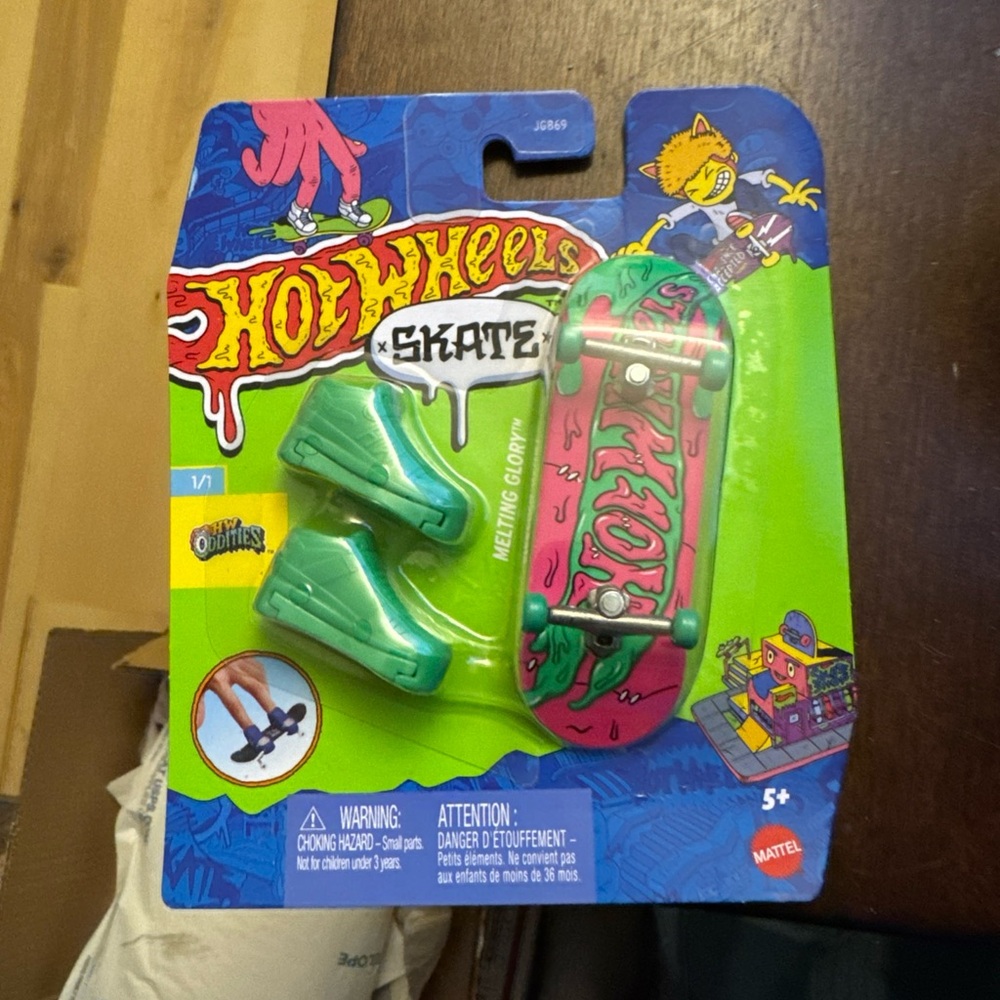 Hot Wheels Skate Green Toy Set